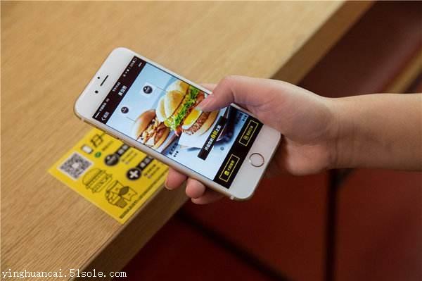 正规餐饮小程序开发外包(餐饮小程序平台都需要什么资质)